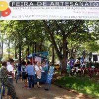 Feira de artesanato movimenta a Praça “Rui Barbosa”