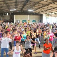 Aula de zumba reuniu mais de 300 pessoas