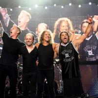 Sob chuva, Metallica faz show 'interativo' para 65 mil em SP