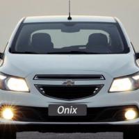 Foto Divulgação: Cinco meses após ganhar linha 2015, Onix fica até R$ 3.400 mais caro