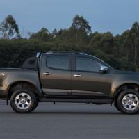 Foto Divulgação: Chevrolet S10 2015 ganha novo motor de 206 cv e parte de R$ 86,4 mil