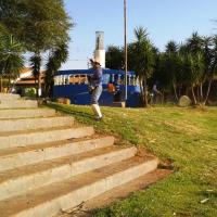 Foto/legenda - Crédito: Secretaria de Serviços Públicos - Mutirão de limpeza urbana chega à Praça do Padre Cícero